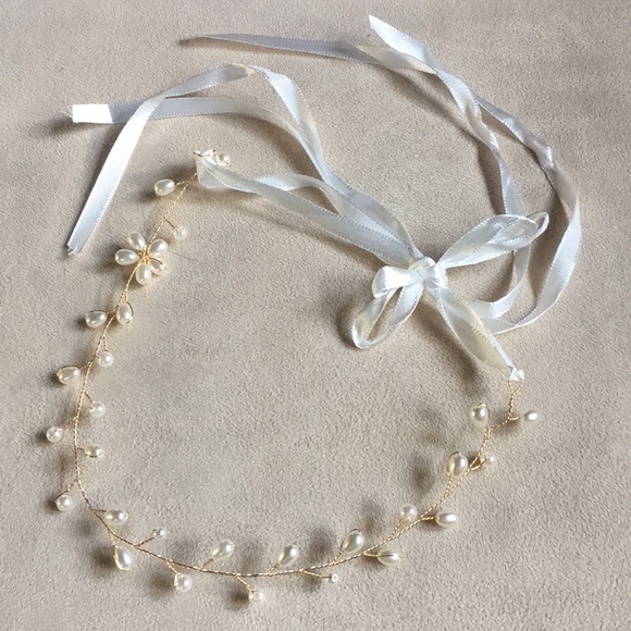 New! Pearl Hair Jewelry - Picture 4 of 8